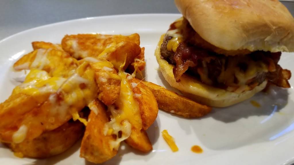 Buffalo Wings & Rings | restaurant | 2809 US-25 Ste 6030, Crestview Hills, KY 41017, USA | 8593319464 OR +1 859-331-9464