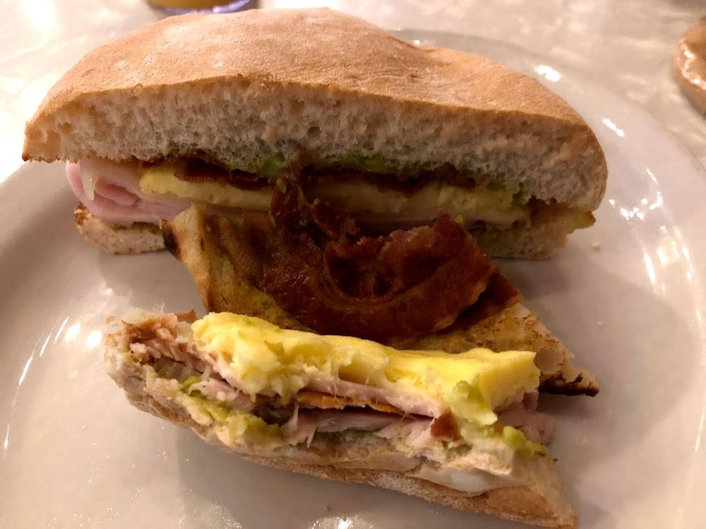 Smokey Row Coffee | cafe | 639 Franklin St, Pella, IA 50219, USA | 6416210008 OR +1 641-621-0008