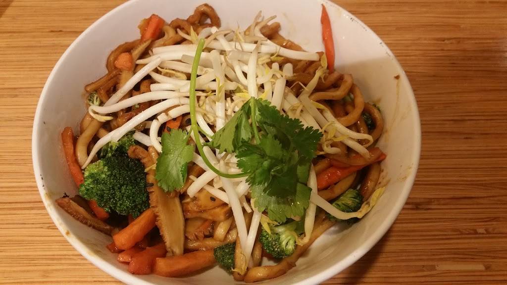 Noodles and Company | restaurant | 1001 75th St At, Lemont Rd, Woodridge, IL 60517, USA | 6304271980 OR +1 630-427-1980