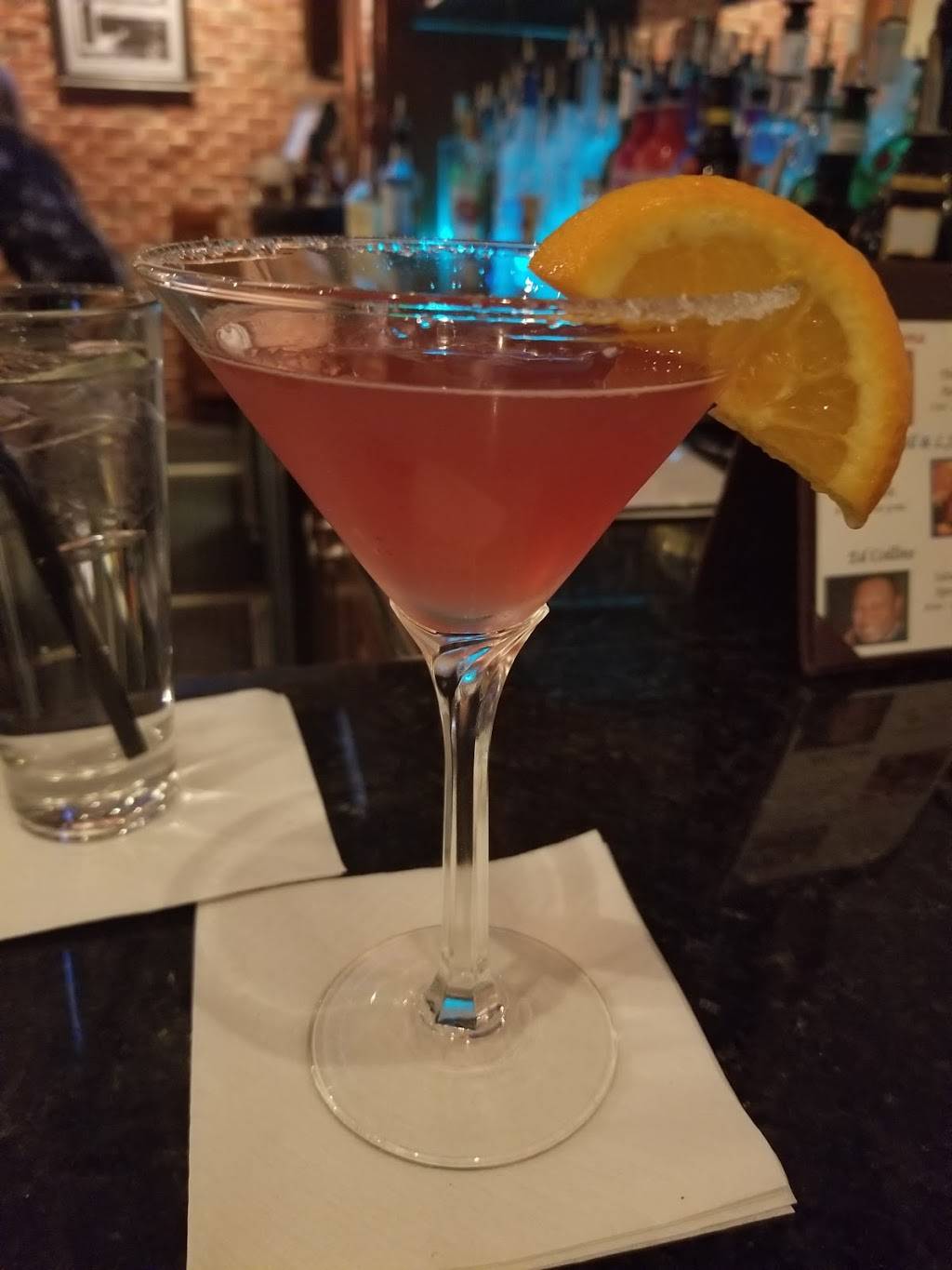 Strawberry Moon | night club | 204 S Main St, Wauconda, IL 60084, USA | 8478655151 OR +1 847-865-5151