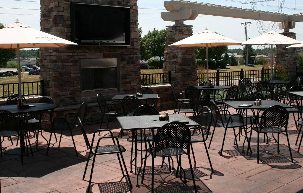 The Distillery Restaurant Victor | restaurant | 10 Square Dr, Victor, NY 14564, USA | 5854252337 OR +1 585-425-2337