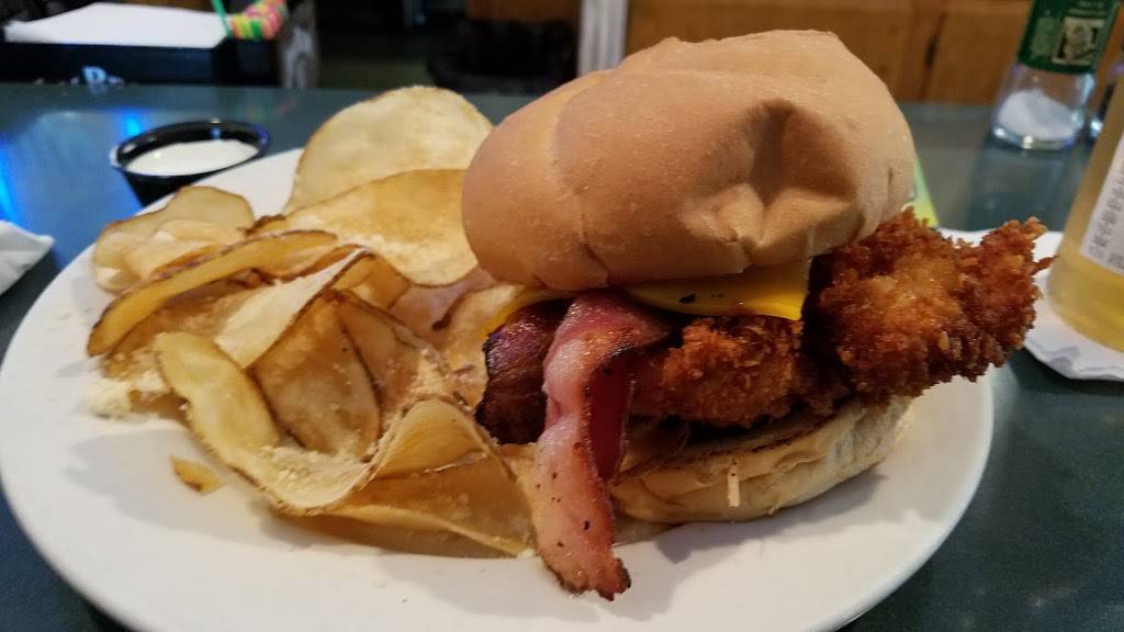 Billy Timbers Pub | restaurant | N9543 US-45, Summit Lake, WI 54485, USA | 7152754040 OR +1 715-275-4040