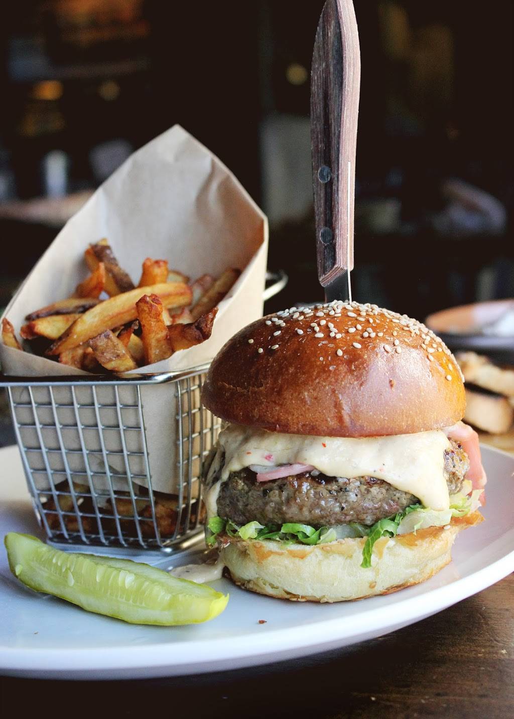 City Tap House Dupont | restaurant | 1250 Connecticut Ave NW suite 105, Washington, DC 20036, USA | 2028788235 OR +1 202-878-8235