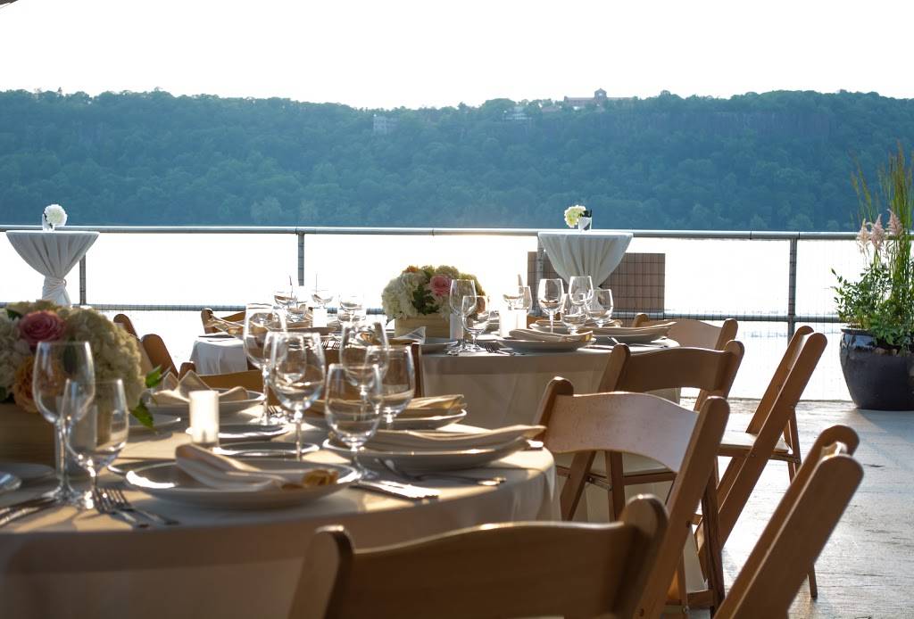 La Marina | night club | 348 Dyckman St, New York, NY 10034, USA | 2125676300 OR +1 212-567-6300