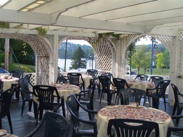 Restaurant & Auberge Chez Girard | restaurant | 18 Rue Principale O, Sainte-Agathe-des-Monts, QC J8C 1A3, Canada | 8193260922 OR +1 819-326-0922