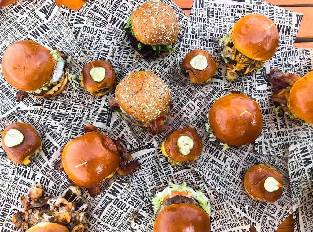 Walk-Ons Sports Bistreaux | restaurant | 69796 Stirling Blvd, Covington, LA 70433, USA | 9859002234 OR +1 985-900-2234