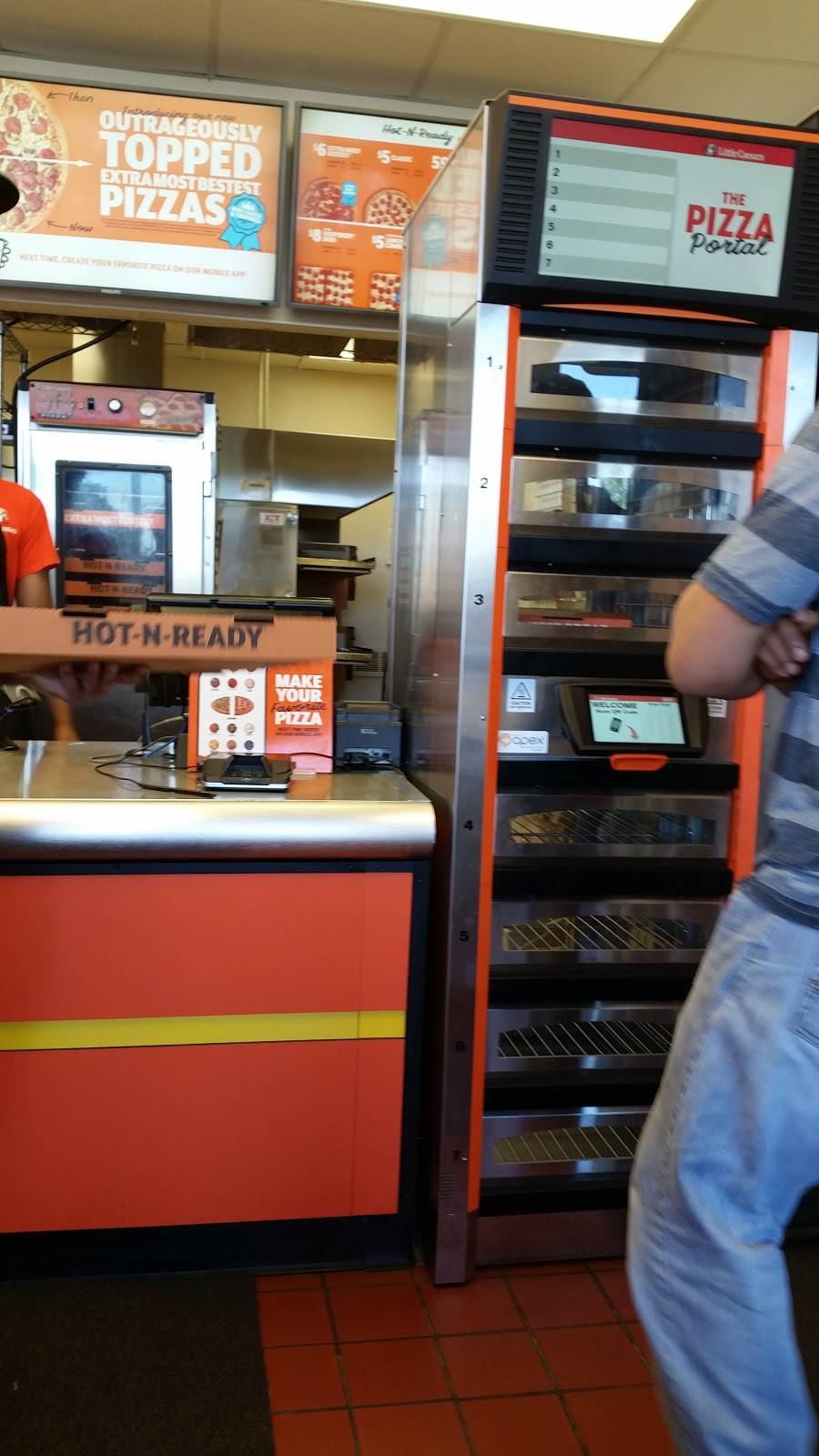 Little Caesars Pizza | meal takeaway | 293 S Bolingbrook Dr, Bolingbrook, IL 60440, USA | 6307593377 OR +1 630-759-3377