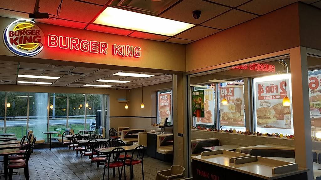 Burger King | restaurant | 100 Old Co 3/3 Rd, Chapmanville, WV 25508, USA | 3048558595 OR +1 304-855-8595