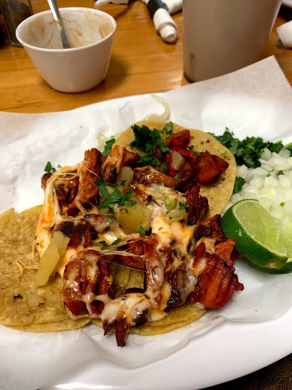 Chagos | restaurant | 11827 Perrin Beitel Rd, San Antonio, TX 78247, USA | 2106379815 OR +1 210-637-9815