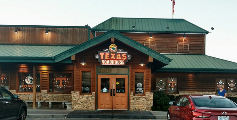 Texas Roadhouse | restaurant | 11001 Turkey Dr, Knoxville, TN 37922, USA | 8653929150 OR +1 865-392-9150