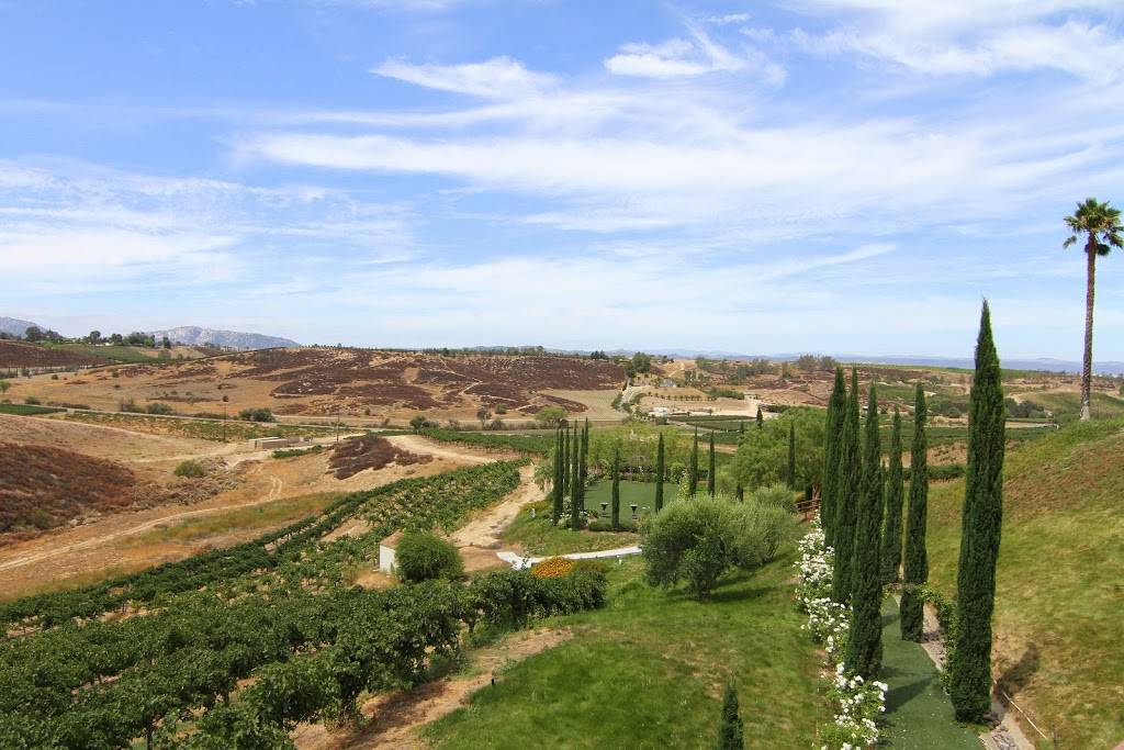 Falkner Winery | restaurant | 40620 Calle Contento, Temecula, CA 92591, USA | 9516768231 OR +1 951-676-8231