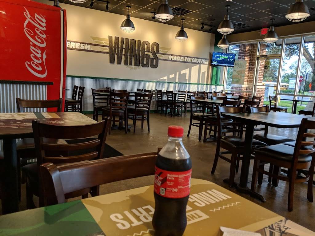 Wingstop | restaurant | 110-120 W Lake Mary Blvd, Sanford, FL 32773, USA | 3213631421 OR +1 321-363-1421