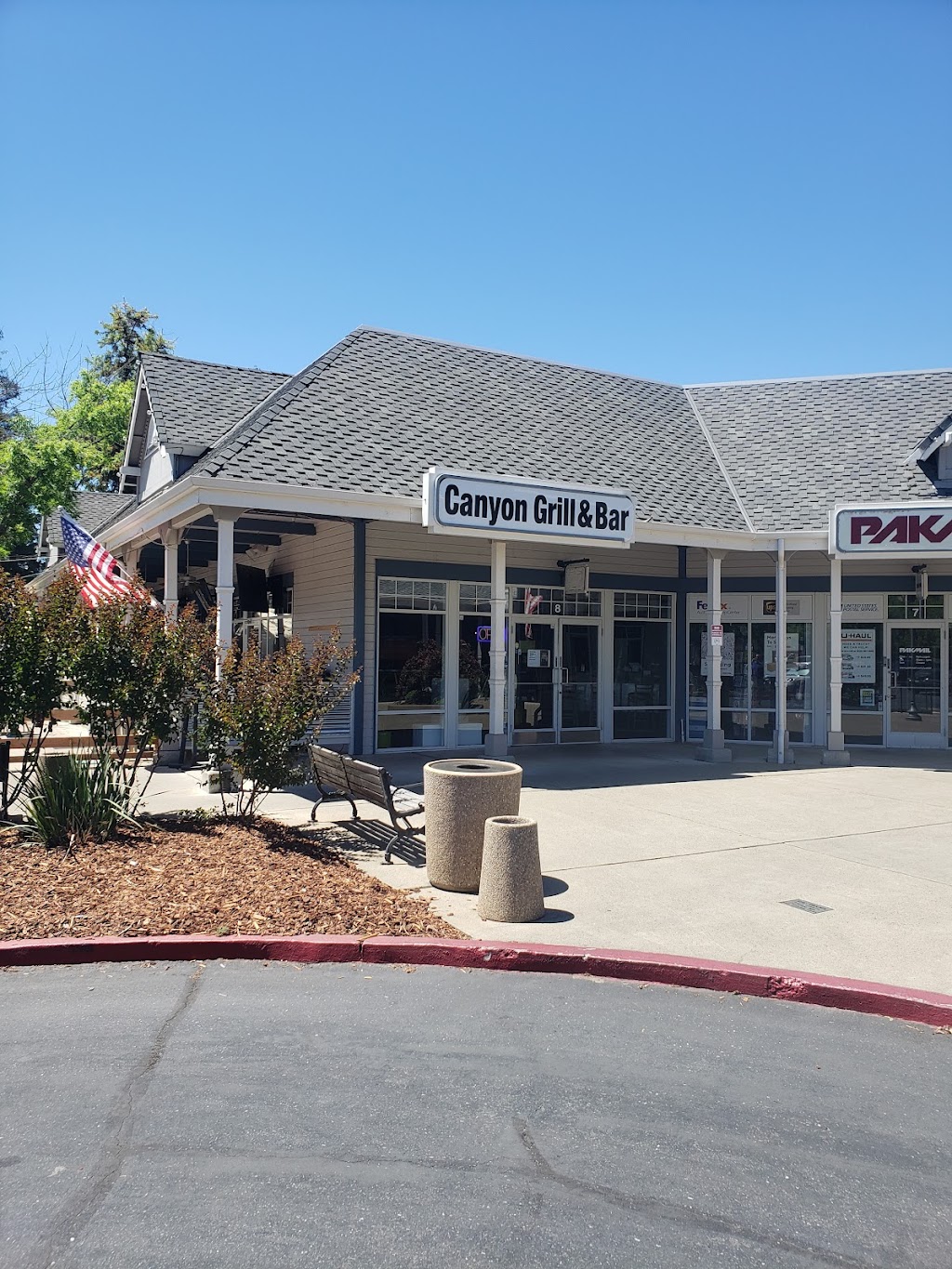 The Canyon Grill & Bar | restaurant | 9580 Oak Ave Pkwy, Folsom, CA 95630, USA | 9169878700 OR +1 916-987-8700