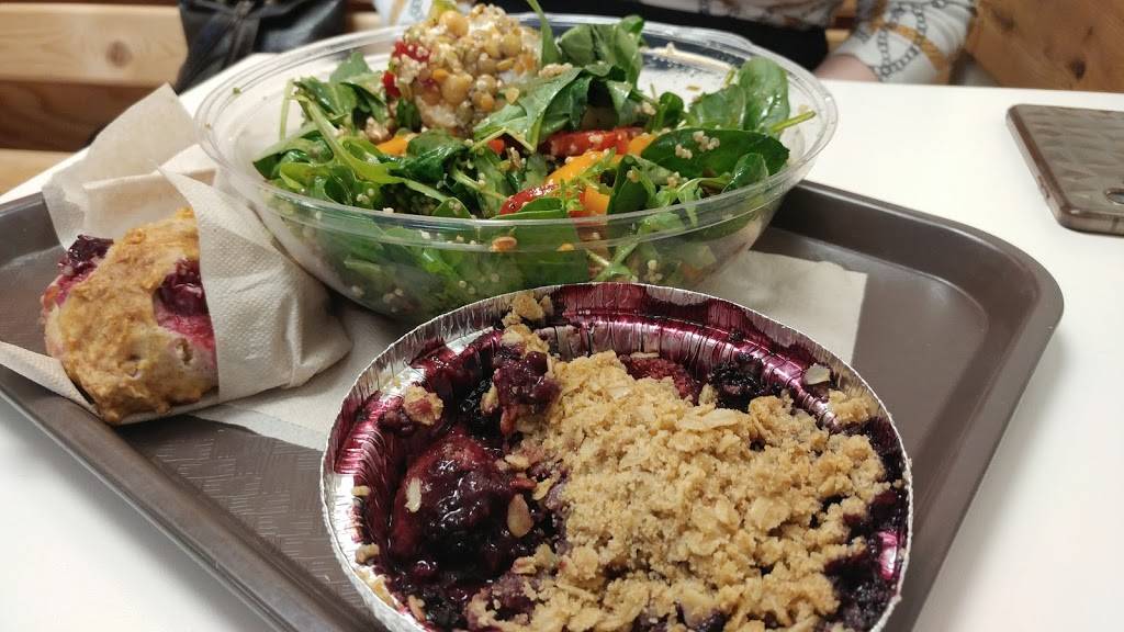 La Shoppe saladebar & granola | restaurant | 14 Rue Tourigny local 1, Victoriaville, QC G6P 4C4, Canada | 8196046070 OR +1 819-604-6070