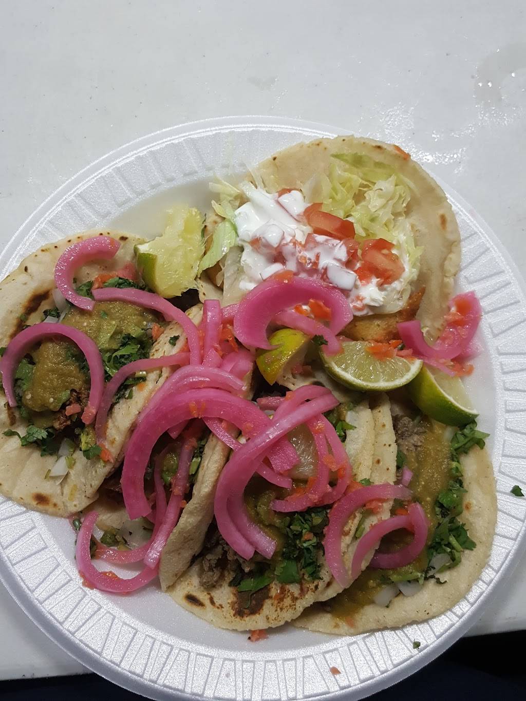 Mariella’s Tacos | restaurant | 5220 W 102nd St, Los Angeles, CA 90045, USA | 3108003647 OR +1 310-800-3647