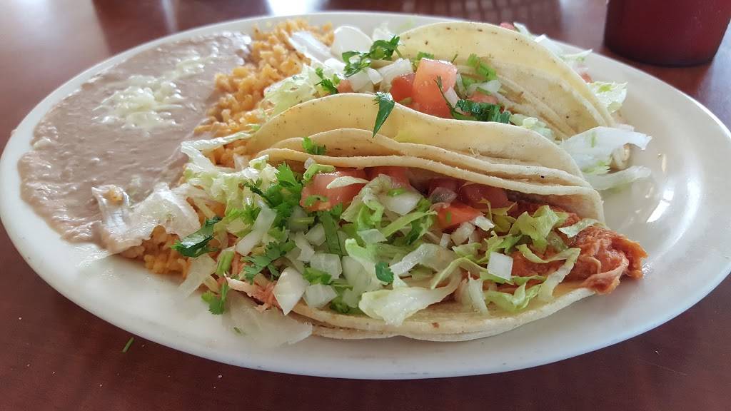 El Pueblito | restaurant | 1221 E Imperial Hwy, Placentia, CA 92870, USA | 7148547956 OR +1 714-854-7956