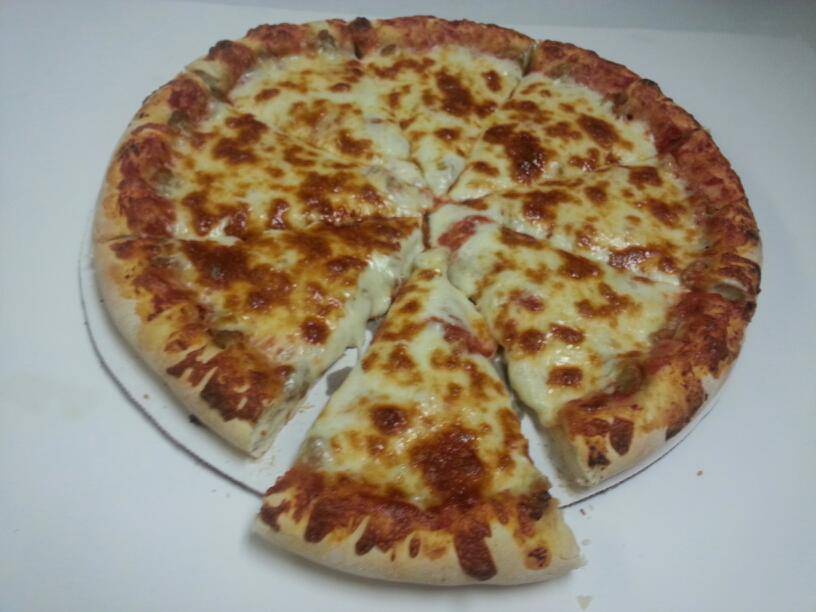 Avys Pizza | restaurant | 9917 S Ewing Ave, Chicago, IL 60617, USA | 7739336007 OR +1 773-933-6007