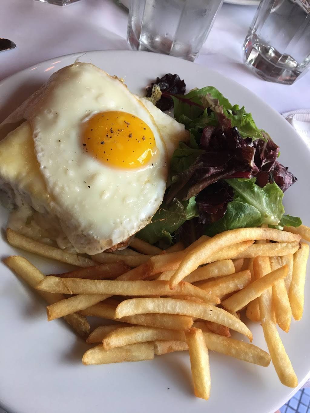 Bistro Vida | restaurant | 641 Santa Cruz Ave, Menlo Park, CA 94025, USA | 6504621686 OR +1 650-462-1686