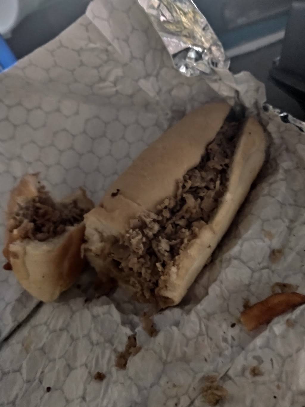 Loading Zone Philly Steaks | restaurant | 24 E Washington St, Orlando, FL 32801, USA | 4077517131 OR +1 407-751-7131