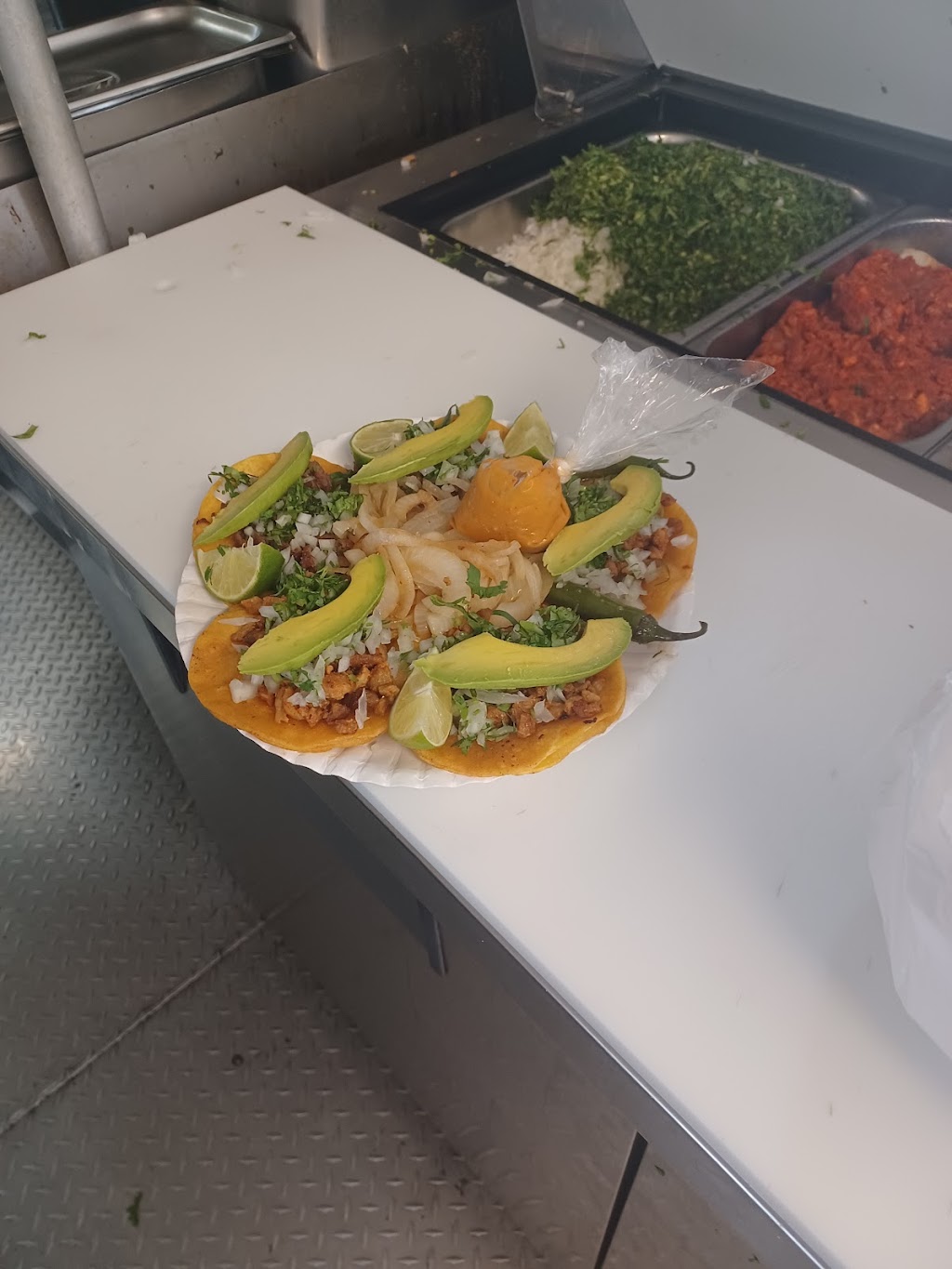 Taqueria el rika | restaurant | 1695 College St, Beaumont, TX 77701, USA | 4093383306 OR +1 409-338-3306