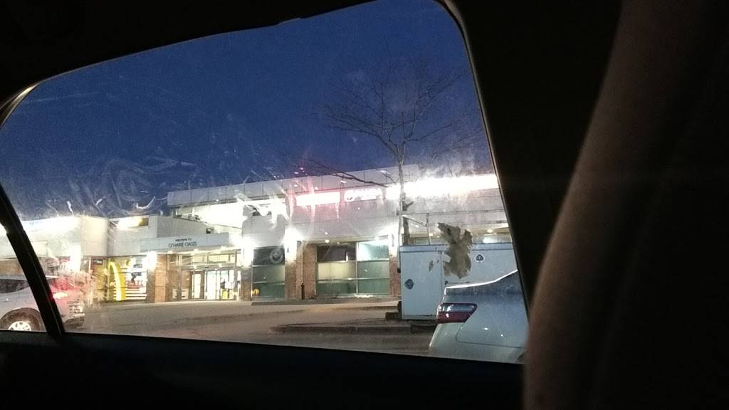 KFC | restaurant | 10201 Belle Plaine Ave, Schiller Park, IL 60176, USA | 8476787202 OR +1 847-678-7202