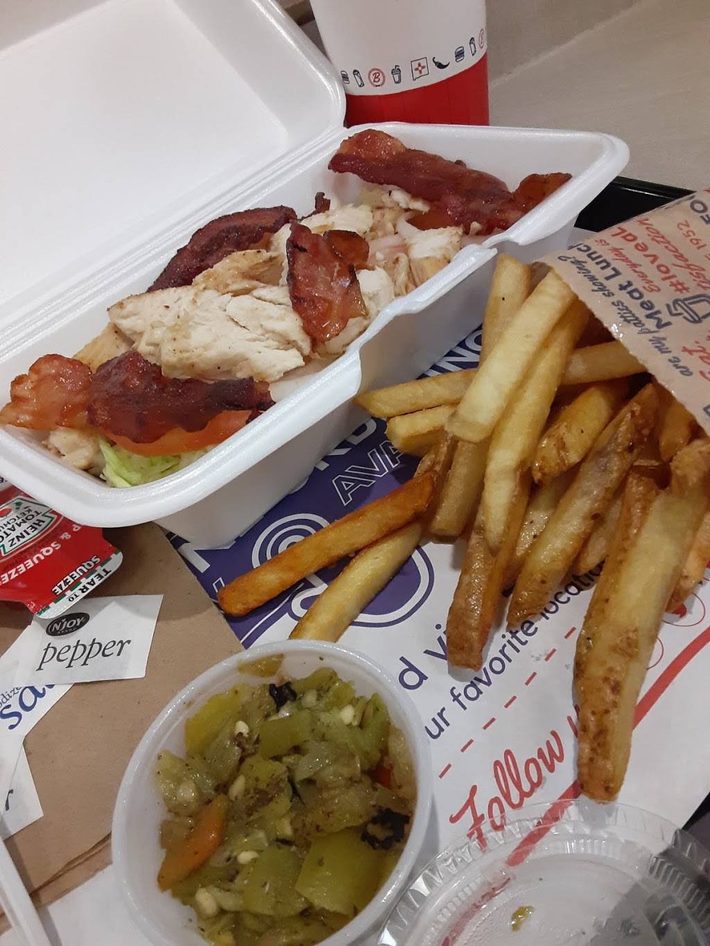 Blakes Lotaburger | restaurant | 7122 Gateway Blvd E Suite B, El Paso, TX 79915, USA | 9155001441 OR +1 915-500-1441