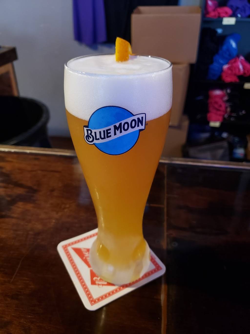 Roosters Pub | restaurant | 201 W Main St, Staunton, IL 62088, USA | 6186356100 OR +1 618-635-6100