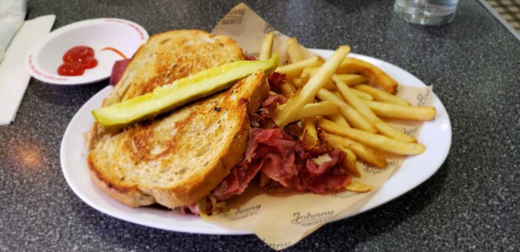 Johnny Rockets | restaurant | 976 Old Mill Run, The Villages, FL 32162, USA | 3522590051 OR +1 352-259-0051