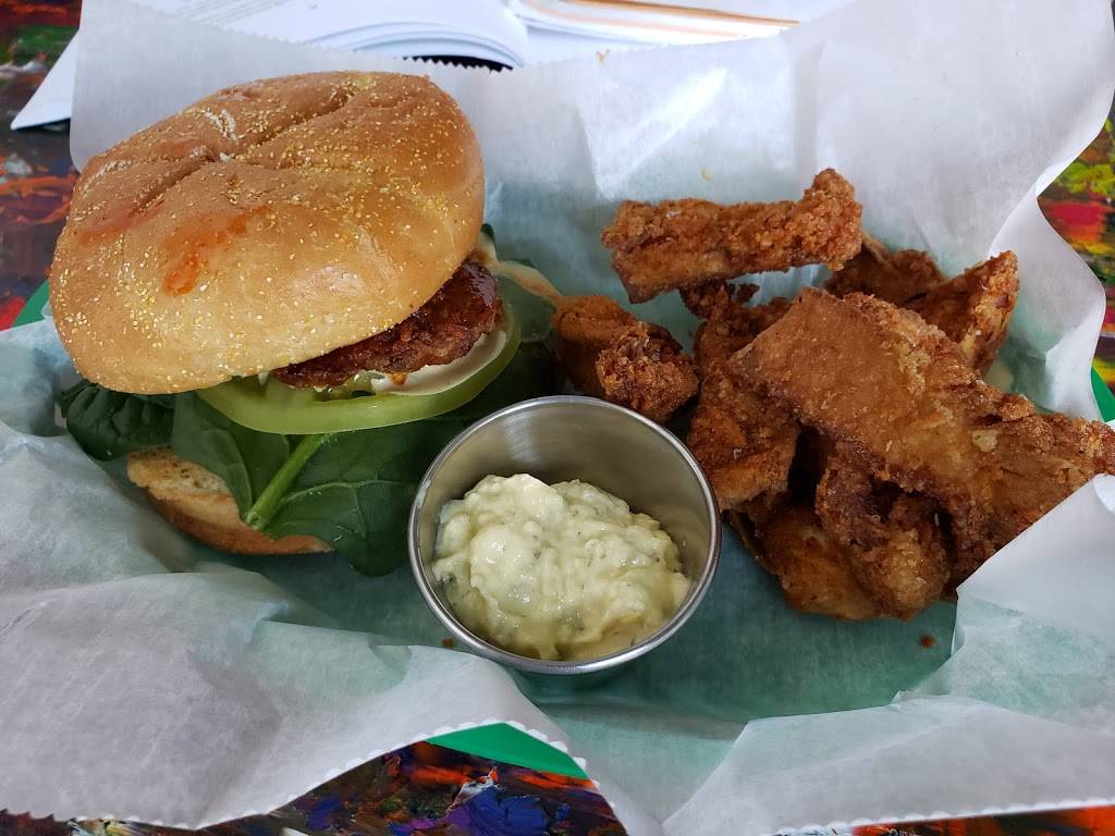 Happy Apple Cafe | restaurant | 5536 Troost Ave, Kansas City, MO 64110, USA | 8166058611 OR +1 816-605-8611