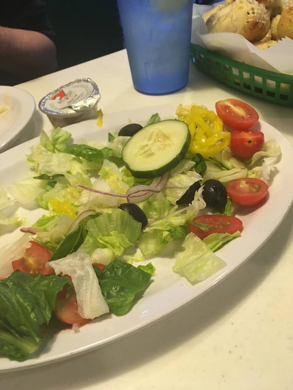 Big Apple Pizza | restaurant | 5970 20th St, Vero Beach, FL 32966, USA | 7725698900 OR +1 772-569-8900