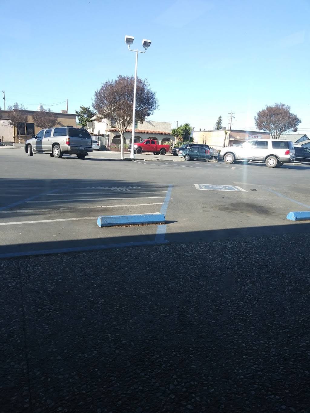 El Grullense Jal | restaurant | 249 San Benito St, Hollister, CA 95023, USA | 8316362880 OR +1 831-636-2880