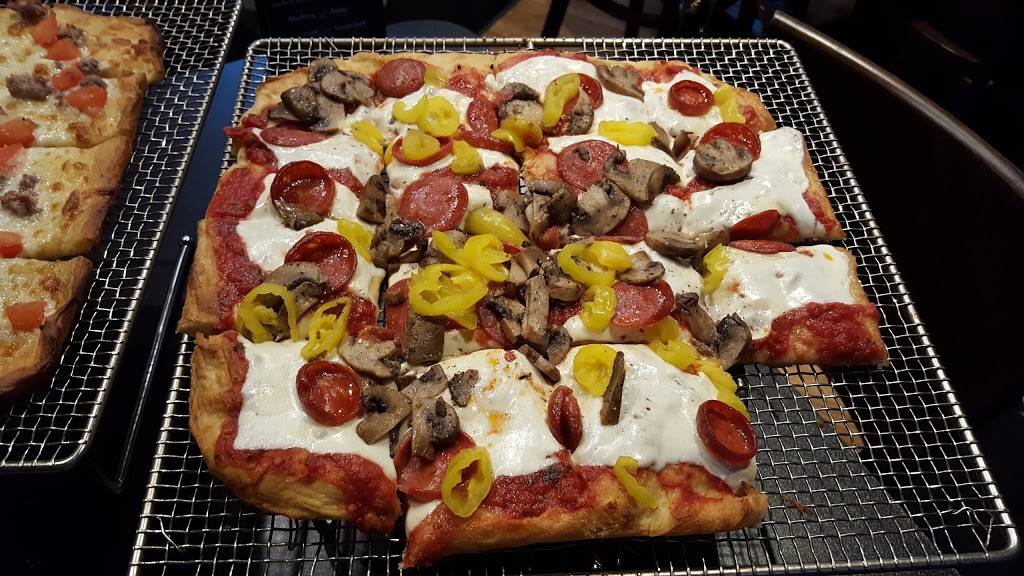 DAvolio Kitchen | restaurant | 5409 Main St, Williamsville, NY 14221, USA | 7168109354 OR +1 716-810-9354