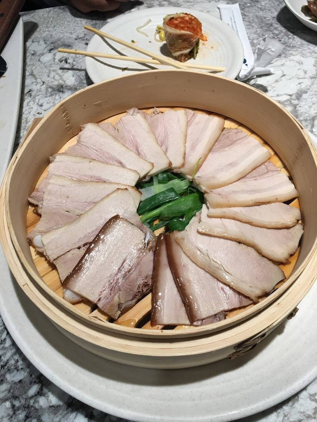 JINJI Korean Cuisine & Soju Bar | restaurant | 27566 Northwestern Hwy suite a, Southfield, MI 48034, USA | 2489968922 OR +1 248-996-8922