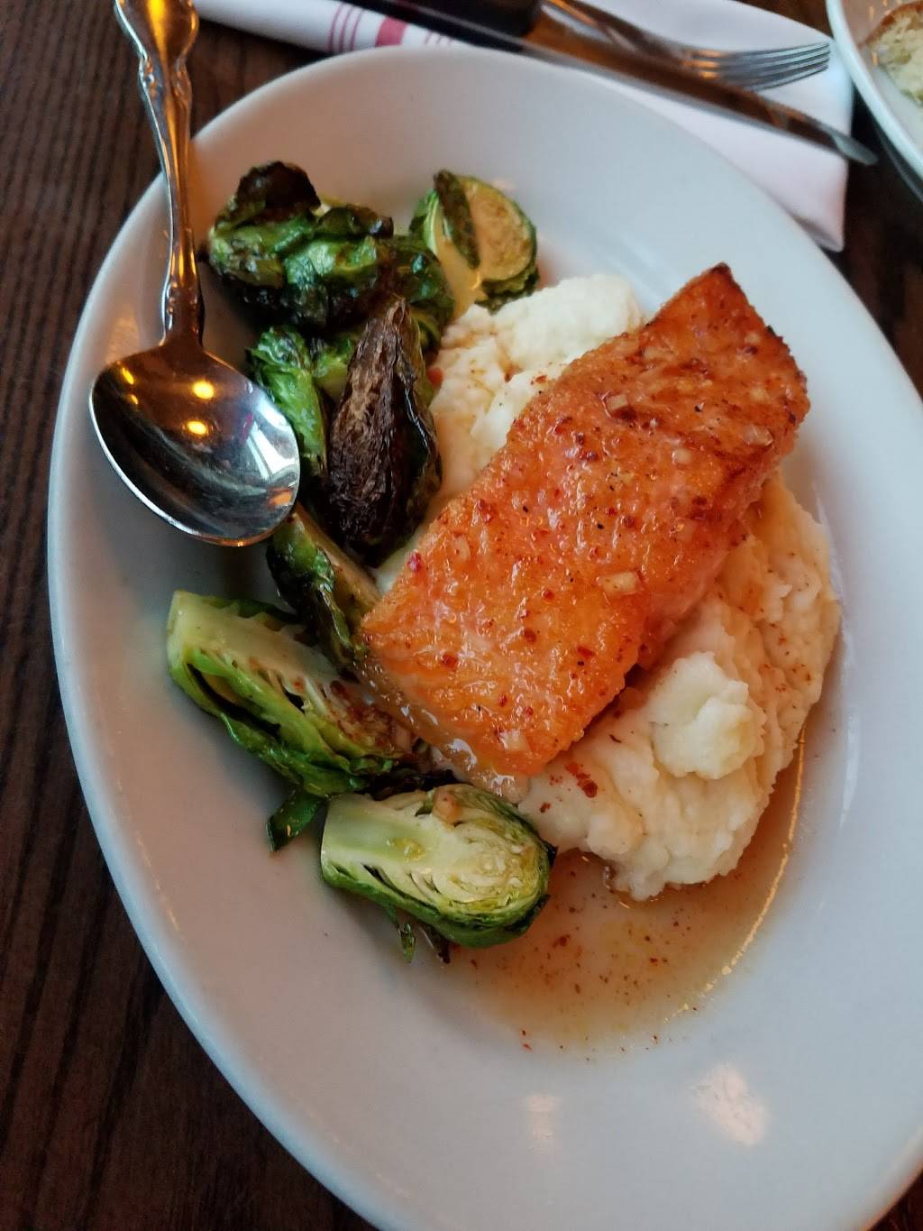 Sugo Osteria & Pizzeria | meal takeaway | 12505 Park Potomac Ave, Potomac, MD 20854, USA | 24038680806 OR +1 240-386-8080 ext. 6