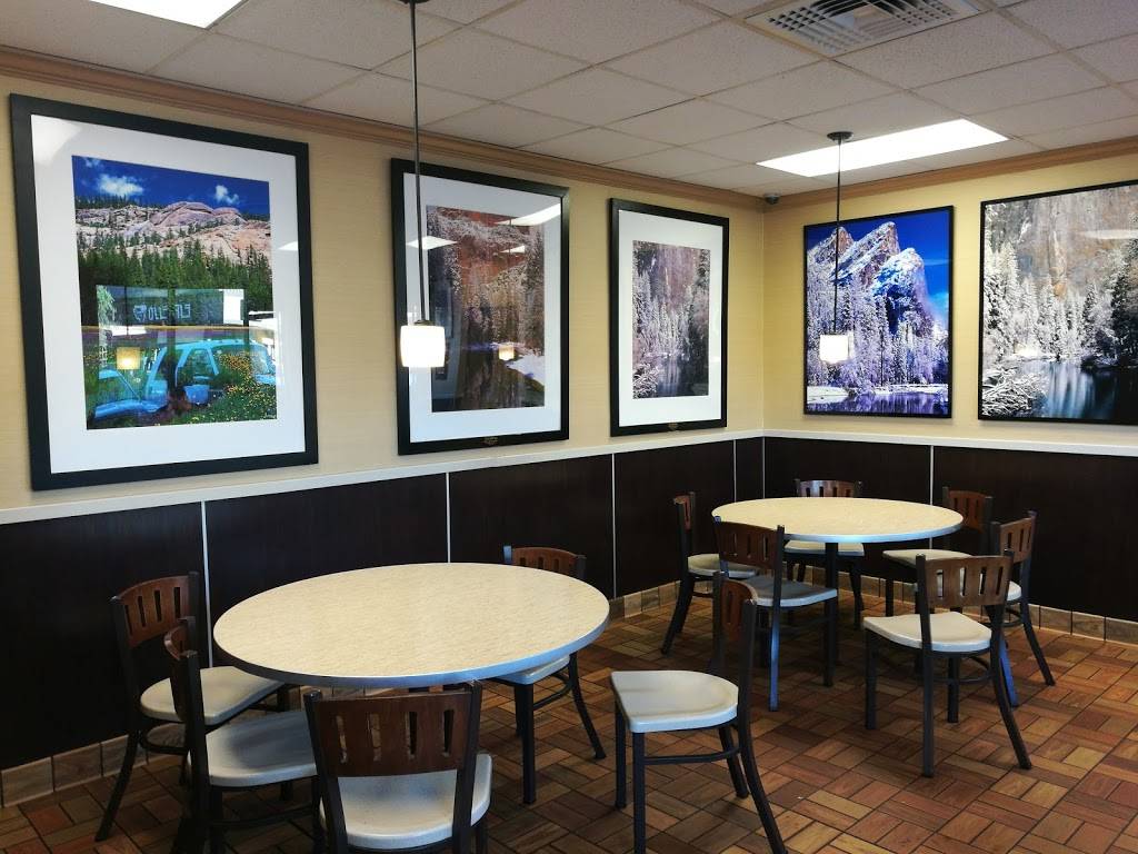 McDonalds | cafe | 40112 CA-41, Oakhurst, CA 93644, USA | 5596833344 OR +1 559-683-3344