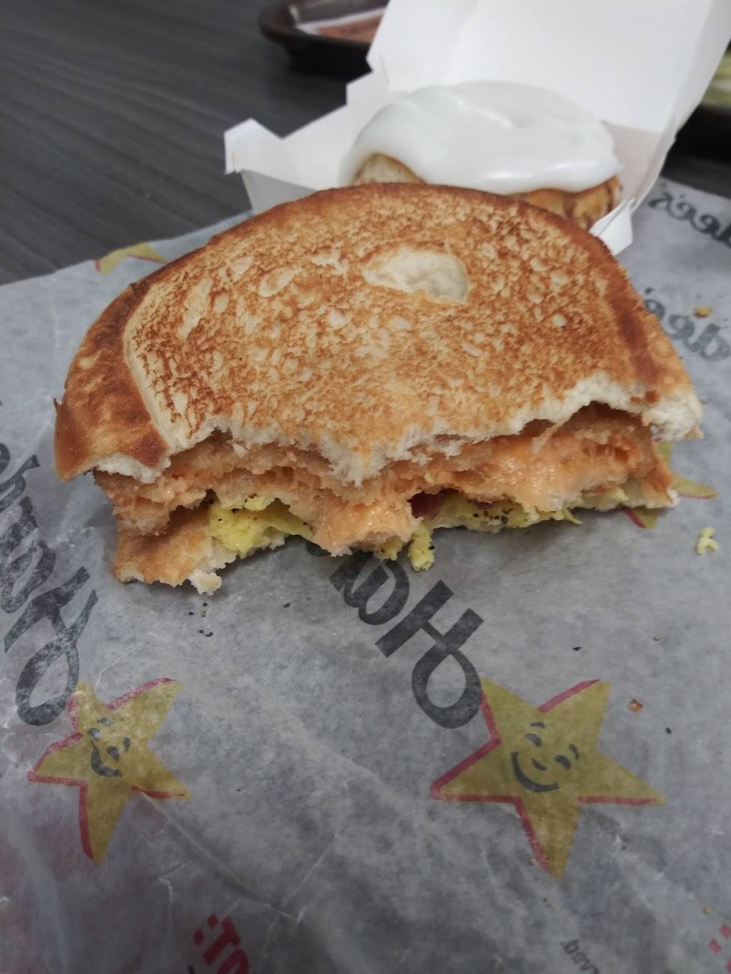 Hardees | restaurant | 4011 S Noland Rd, Independence, MO 64055, USA | 8162521944 OR +1 816-252-1944