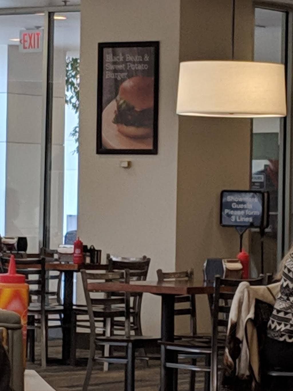 Showmars Government Center | restaurant | 600 E 4th St, Charlotte, NC 28202, USA | 7043448686 OR +1 704-344-8686