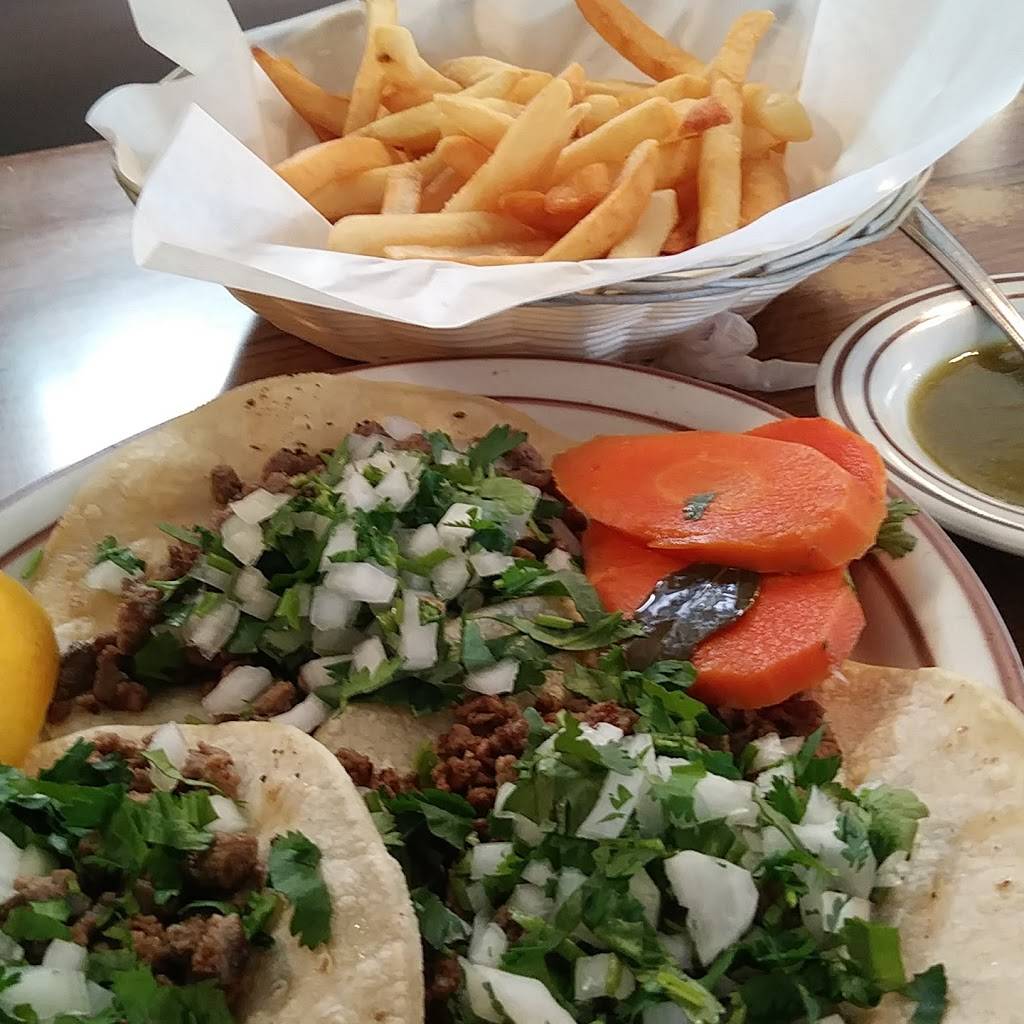 Dinos | restaurant | 13128 S Inglewood Ave, Hawthorne, CA 90250, USA | 3102194098 OR +1 310-219-4098