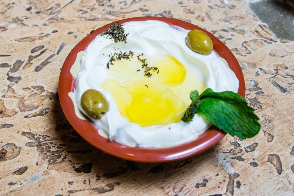 Fenjani Hookah Lounge | restaurant | 2238 W Walnut Hill Ln, Irving, TX 75038, USA | 9726008435 OR +1 972-600-8435