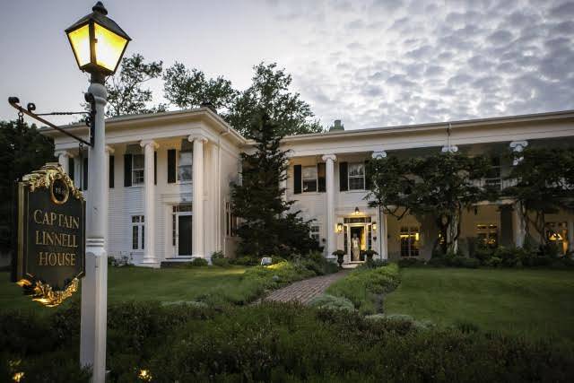 Captain Linnell House | restaurant | 137 Skaket Beach Rd, Orleans, MA 02653, USA | 5082553400 OR +1 508-255-3400