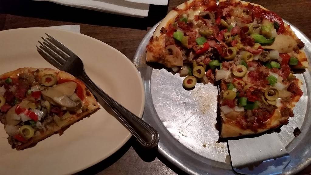 Cornerstone Cafe | restaurant | 4 E Main St, Gordonsville, TN 38563, USA | 6156838211 OR +1 615-683-8211