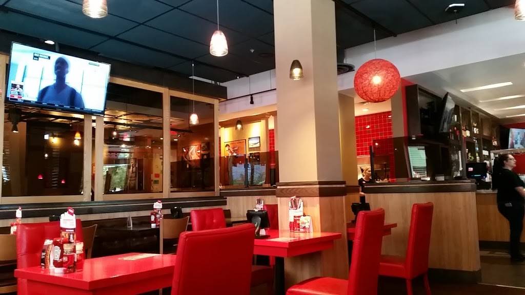 Red Robin Gourmet Burgers and Brews | restaurant | 2468 Tyrone Blvd N Suite 435B, St. Petersburg, FL 33710, USA | 7273453581 OR +1 727-345-3581