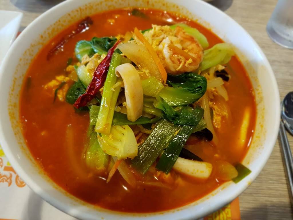 Charlie Kangs Restaurant | restaurant | 109 E Grand River Ave, East Lansing, MI 48823, USA | 5173324696 OR +1 517-332-4696