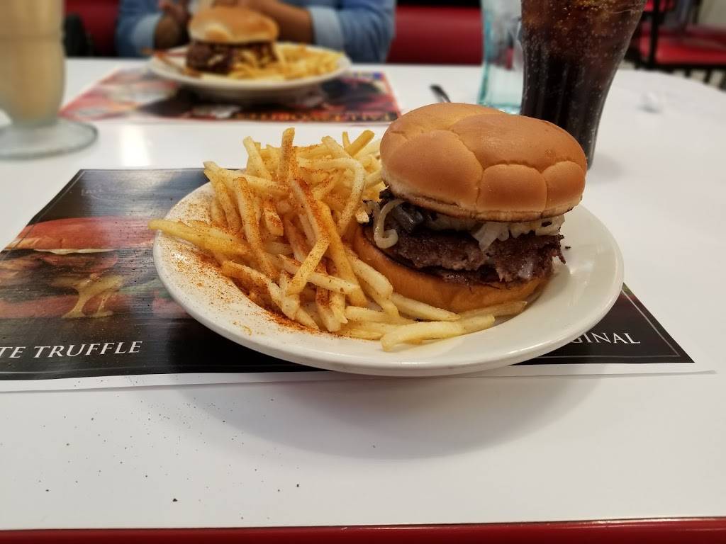 Steak n Shake | restaurant | 1520 Ogden Ave, Downers Grove, IL 60515, USA | 6309631175 OR +1 630-963-1175