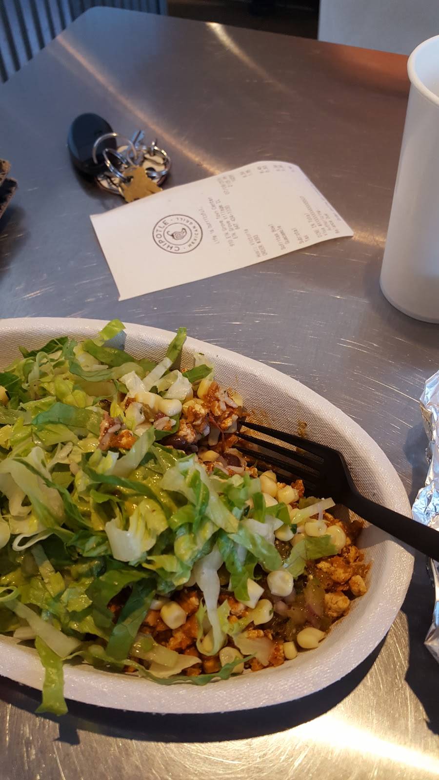 Chipotle Mexican Grill | restaurant | 910 Town Ctr, Elk Grove Village, IL 60007, USA | 8474341030 OR +1 847-434-1030