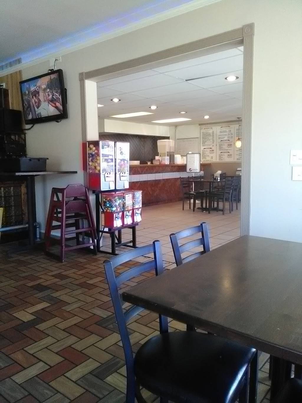 Burrito Express | restaurant | 15 US-12, Fox Lake, IL 60020, USA | 8476295585 OR +1 847-629-5585