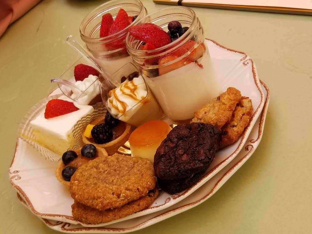 Habana Restaurant | bakery | 708 Spectrum Center Dr, Irvine, CA 92618, USA | 9494190100 OR +1 949-419-0100