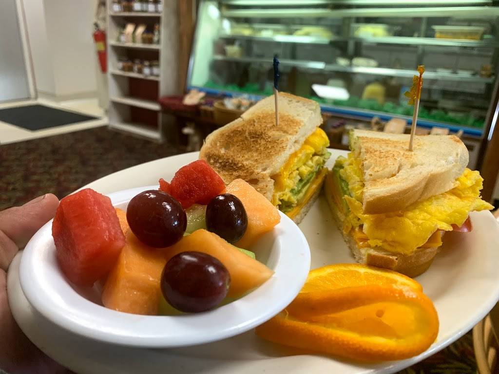 Honeycutt Farms | restaurant | 40477 Murrieta Hot Springs Rd STE D2, Murrieta, CA 92563, USA | 9516980098 OR +1 951-698-0098