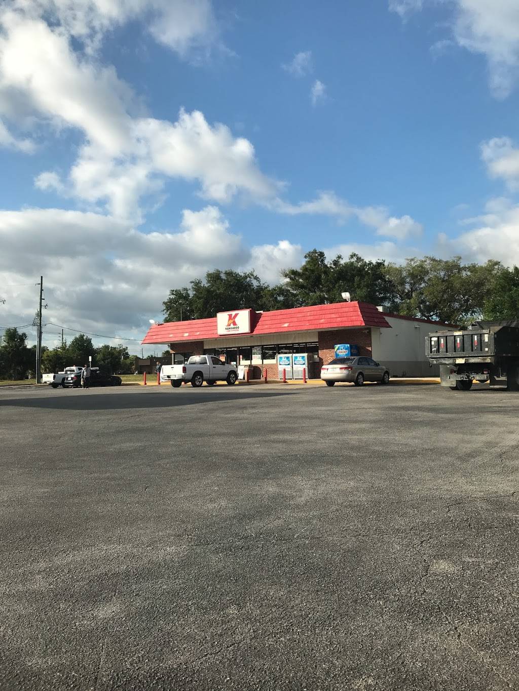 Circle K | meal takeaway | 1700 N Thacker Ave, Kissimmee, FL 34741, USA | 4079338339 OR +1 407-933-8339