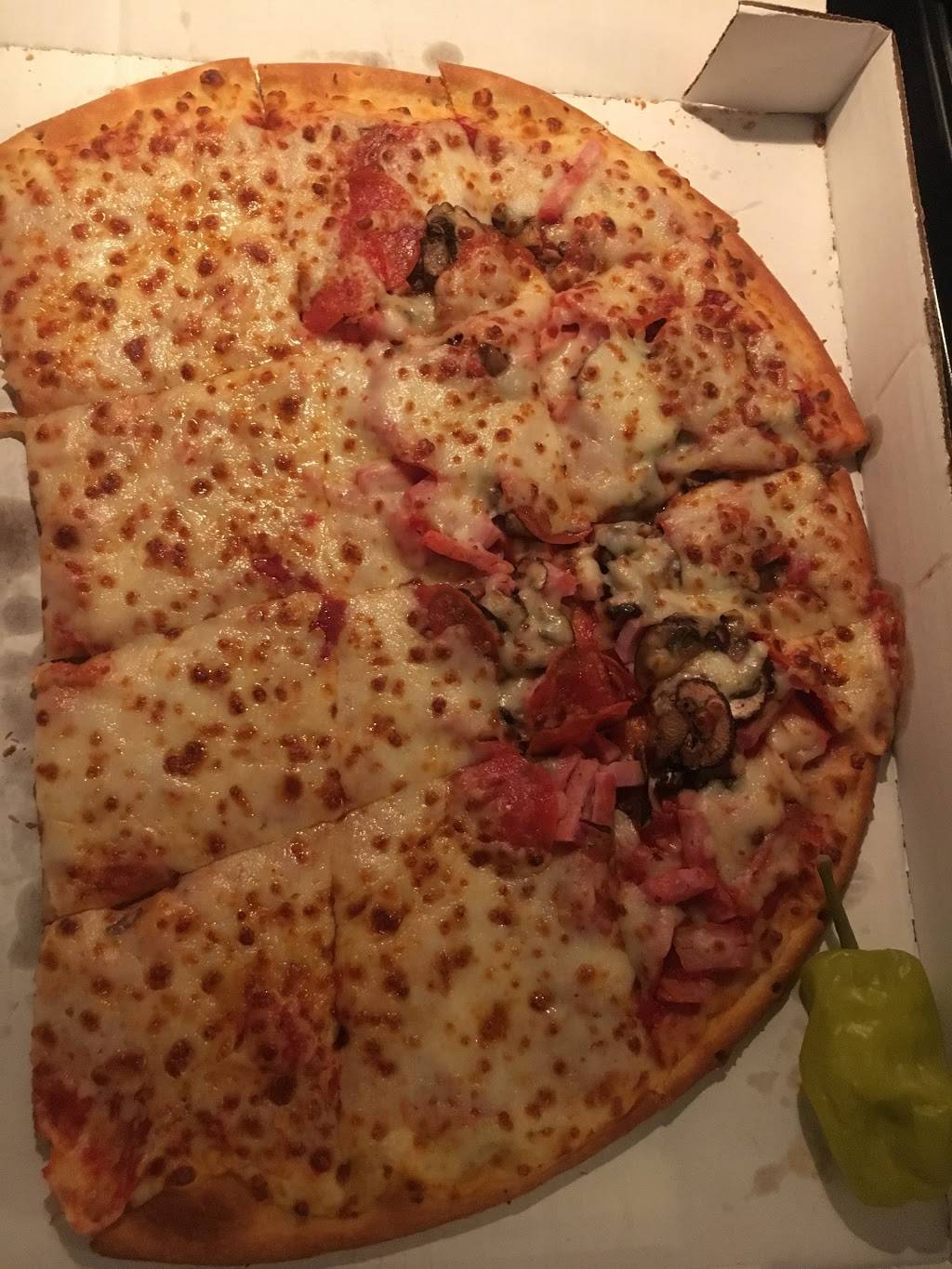 Papa Johns Pizza | restaurant | 1813 E Broad St, Statesville, NC 28677, USA | 7048737272 OR +1 704-873-7272